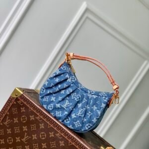Louis Vuitton Pochette Valley Denim
