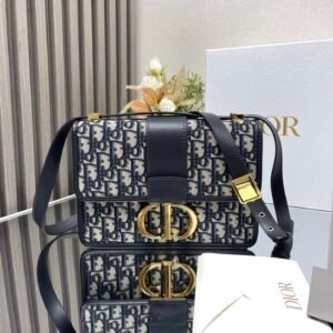 Dior 30 Montaigne Bag
