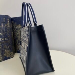 Alternative view of Dior Book Tote Medium