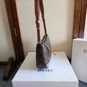Alternative view of Celine Shoulder Bag Triomphe Canvas