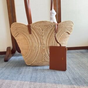 Celine Classic Panier Shopper in Raffia