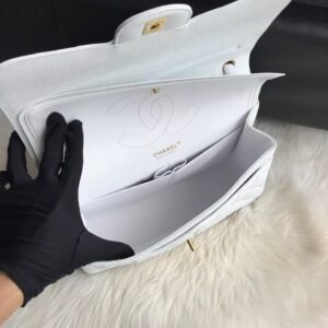 Alternative view of Chanel Flap Bag White Gold in Jumbo