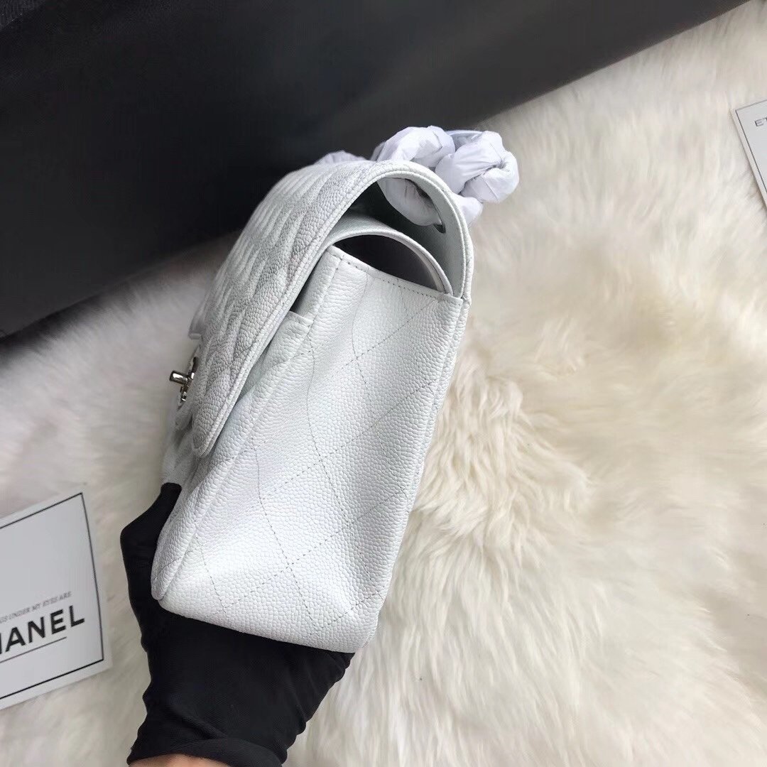 Chanel Flap Bag White Silver in Jumbo - Afbeelding 4