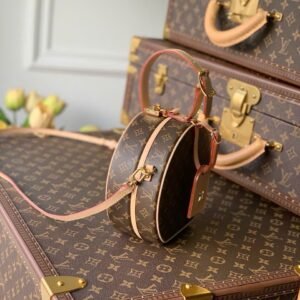 Alternative view of Louis Vuitton Petite Boite Chapeau