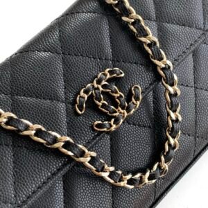 Alternative view of Chanel Kelly Clutch in Black Gold