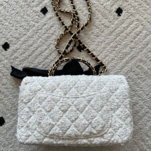 Alternative view of Chanel Flap Bag Tweed and Silk in White Gold