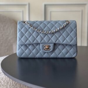 Chanel Flap Bag Blue Gold in Medium