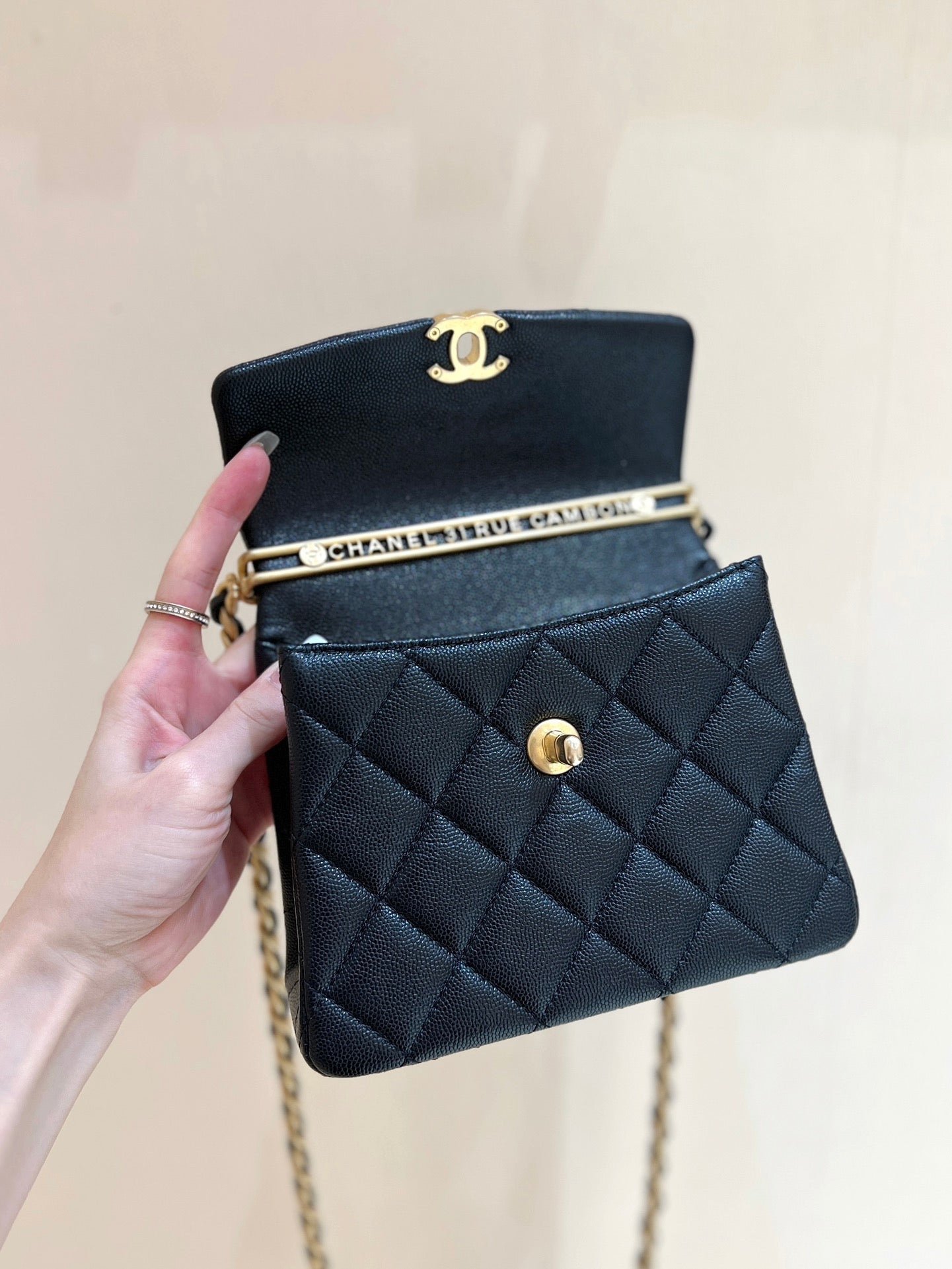 Chanel Top Handle Bag Black Gold - Afbeelding 3