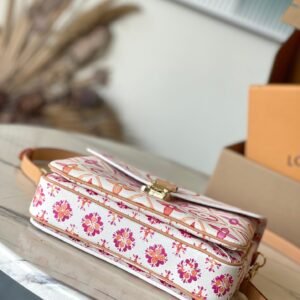Alternative view of Louis Vuitton Pochette Metis