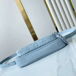 Alternative view of Louis Vuitton Multi Pochette