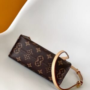 Alternative view of Louis Vuitton x Takashi Murakami OnTheGo BB