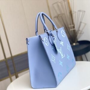 Alternative view of Louis Vuitton OnTheGo MM Blue