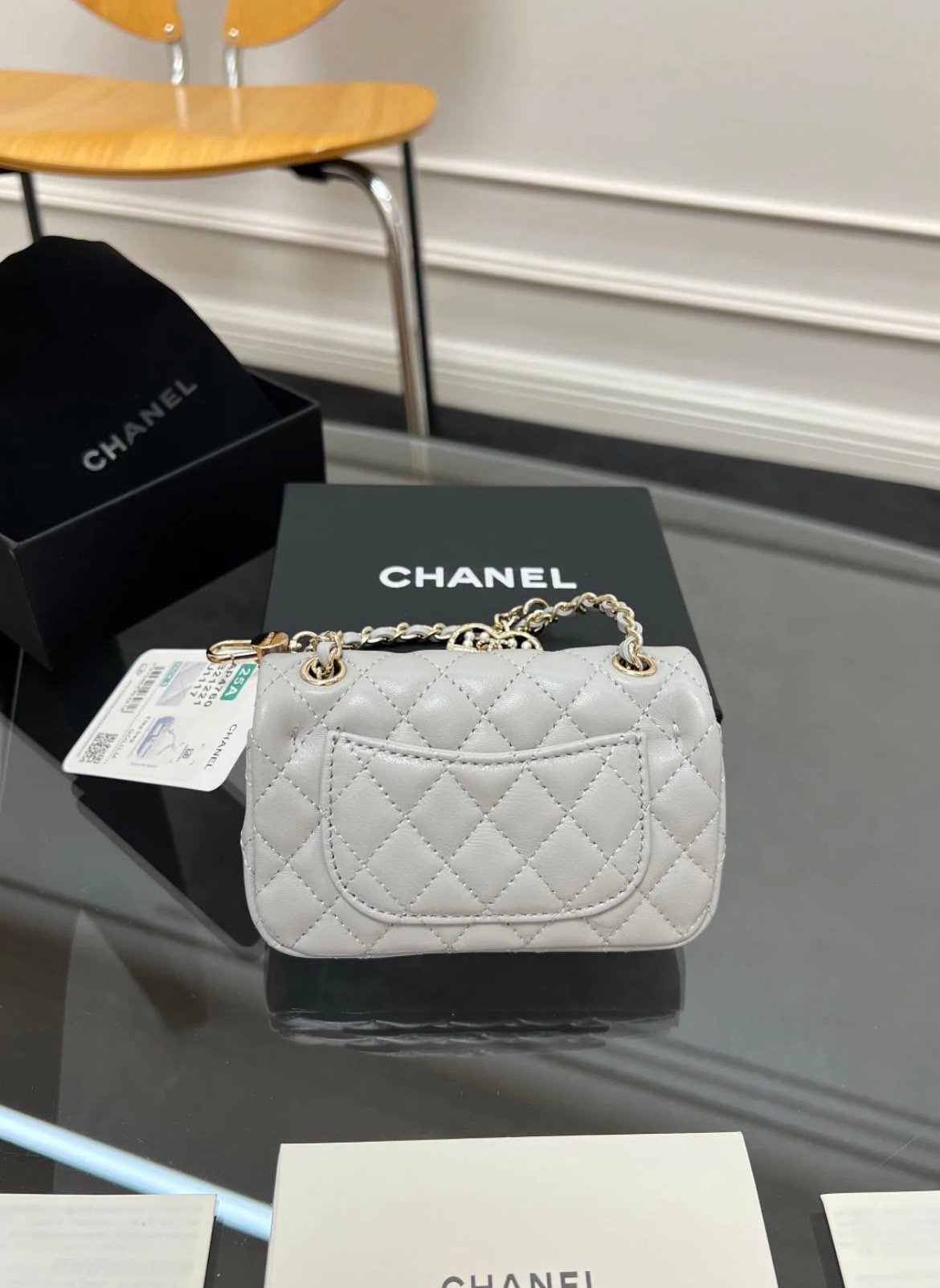 Chanel Mini Flap Charm Bag Grey - Afbeelding 3