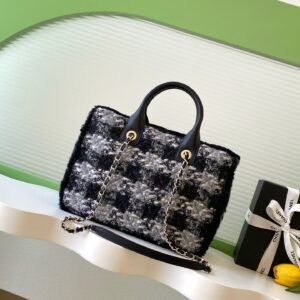 Alternative view of Chanel Shopping Bag Grey Black Tweed