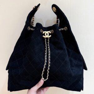Chanel 25 Suede Black Gold in Medium