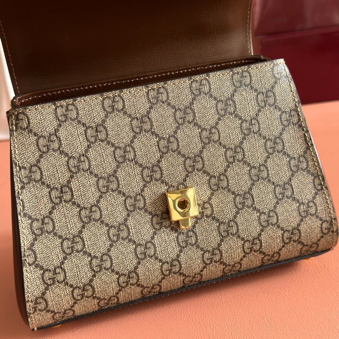 Gucci Horsebit 1955 Bag 22 in Brown Beige - Afbeelding 4