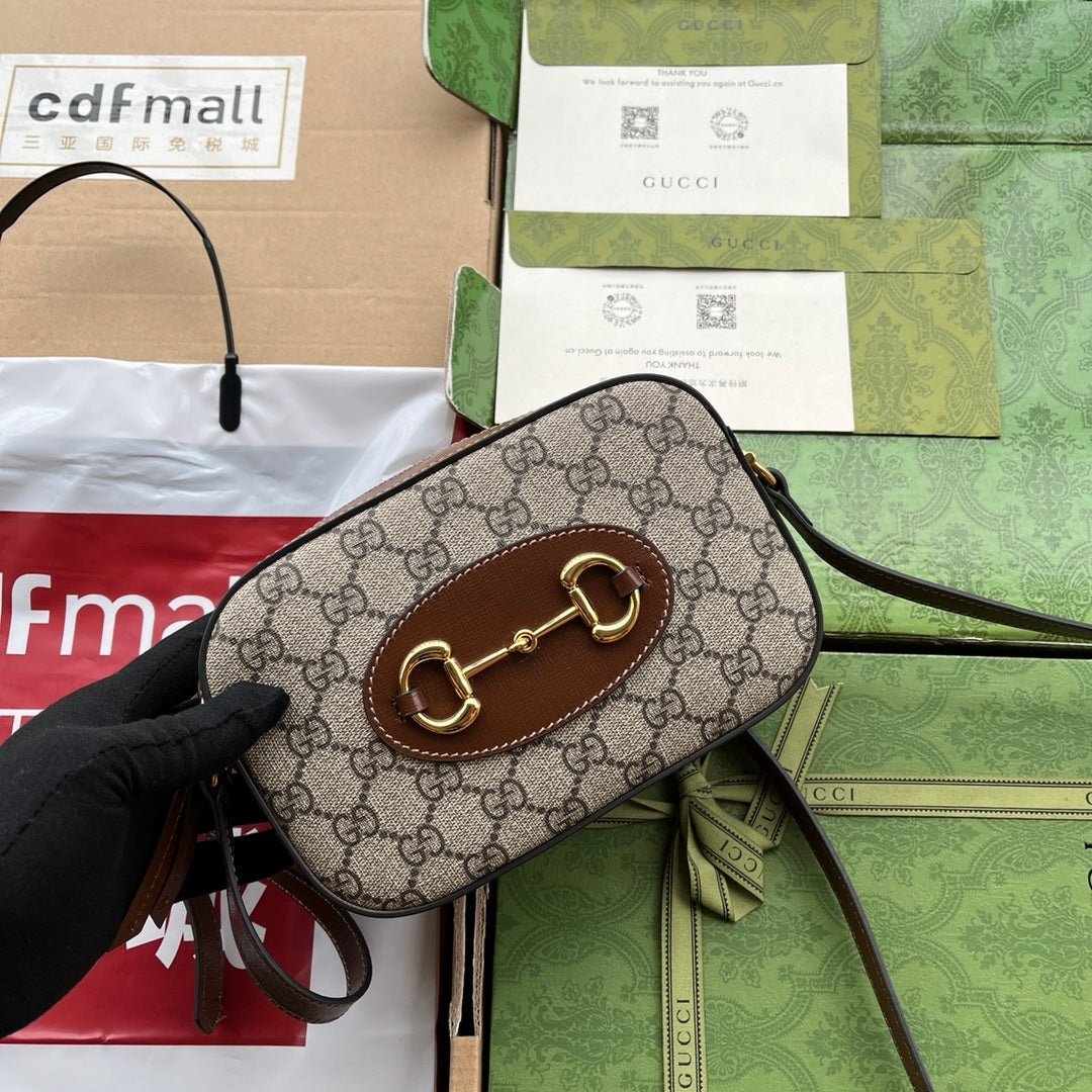 Gucci Horsebit 1955 Bag 20 in Beige and Brown