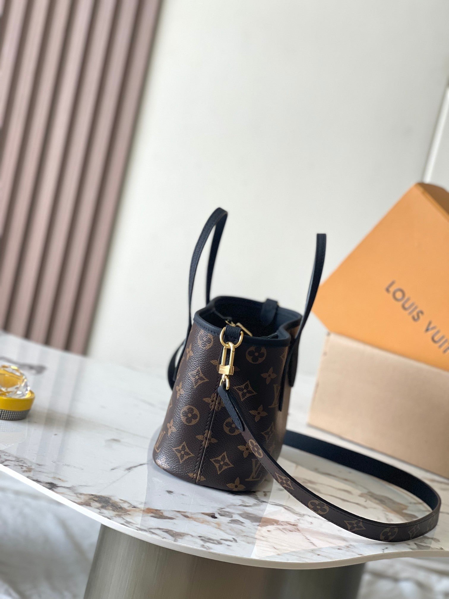 Louis Vuitton Inside Out Neverfull in Brown Black - Afbeelding 4