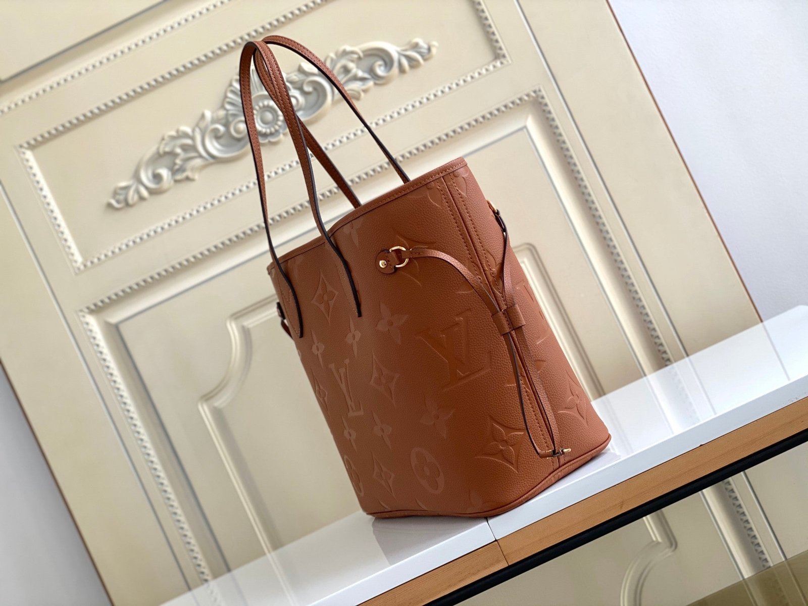 Louis Vuitton Neverfull in Brown - Afbeelding 2