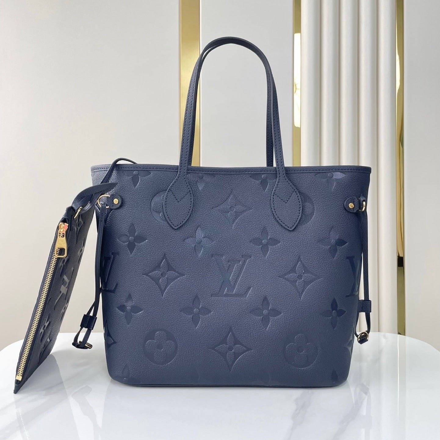 Louis Vuitton Neverfull in Navy