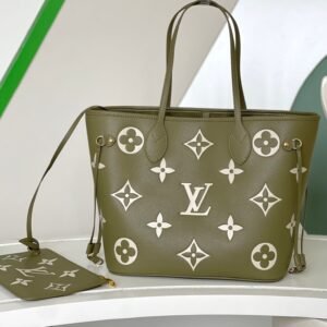 Louis Vuitton Neverfull in Khaki Cream