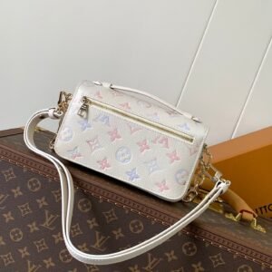 Alternative view of Louis Vuitton Pochette Metis East West