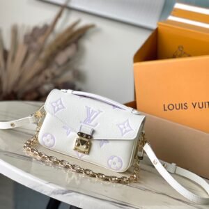 Louis Vuitton Pochette Metis East West