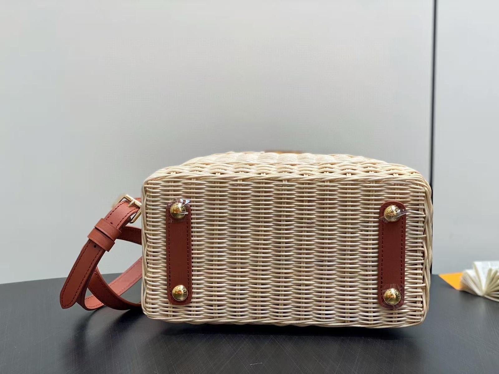 Louis Vuitton Capucines in Rattan - Afbeelding 5