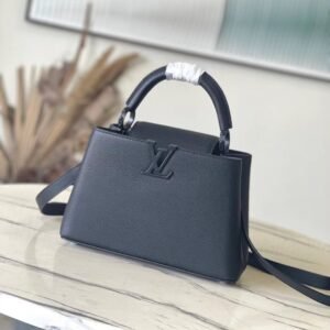 Louis Vuitton Capucines in Black
