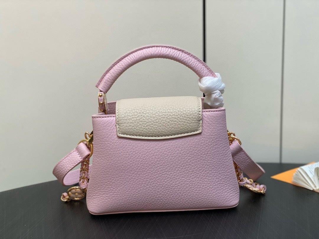 Louis Vuitton Capucines in Pink - Afbeelding 3