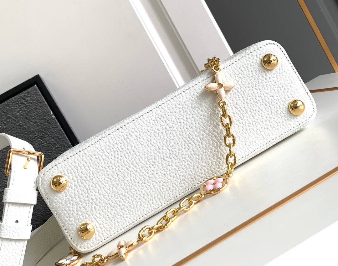 Louis Vuitton Capucines in White Pink - Afbeelding 4