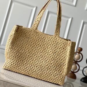 Alternative view of Louis Vuitton OnTheGo in Beige Woven Raffia