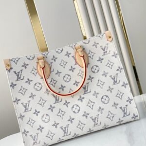 Louis Vuitton OnTheGo MM in White Monogram Jacquard