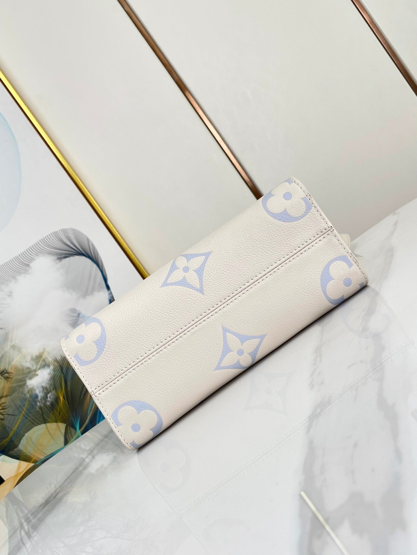 Louis Vuitton OnTheGo PM Cream Blue - Afbeelding 3