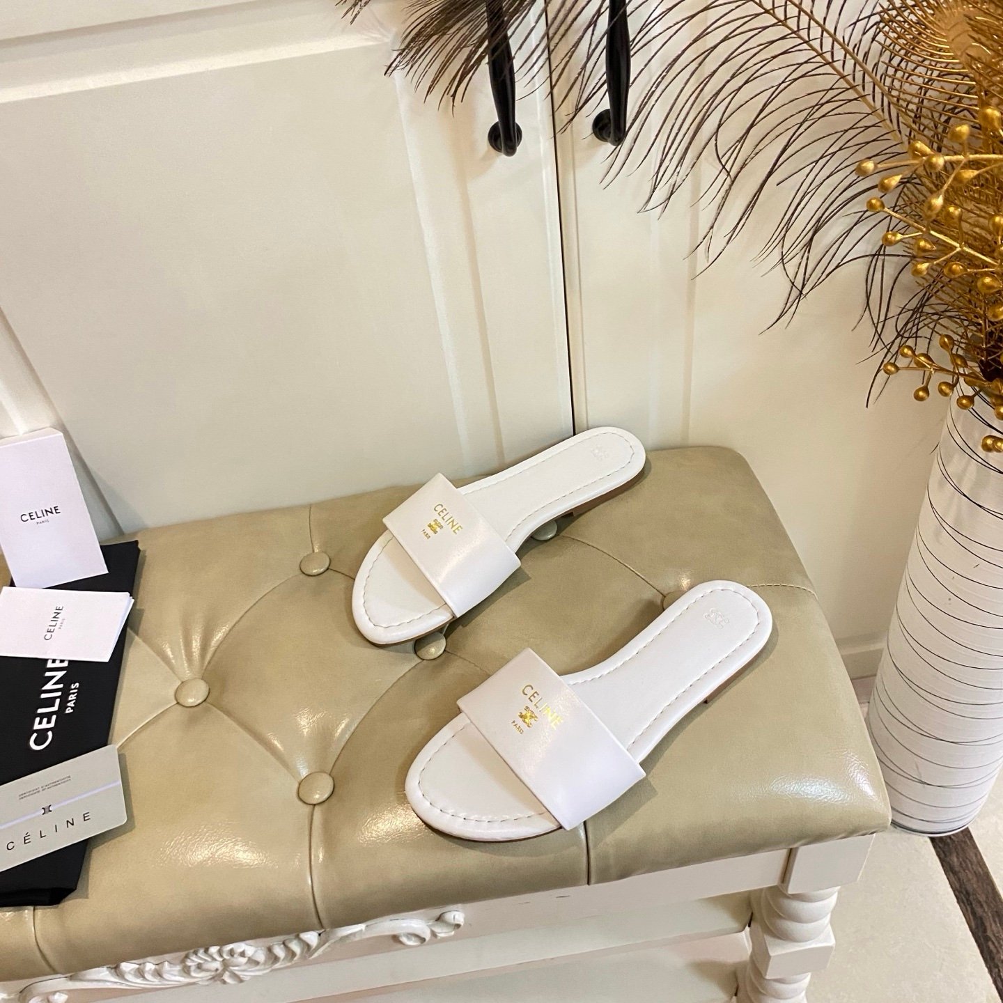 Celine Coast Sandals in White Gold - Afbeelding 2