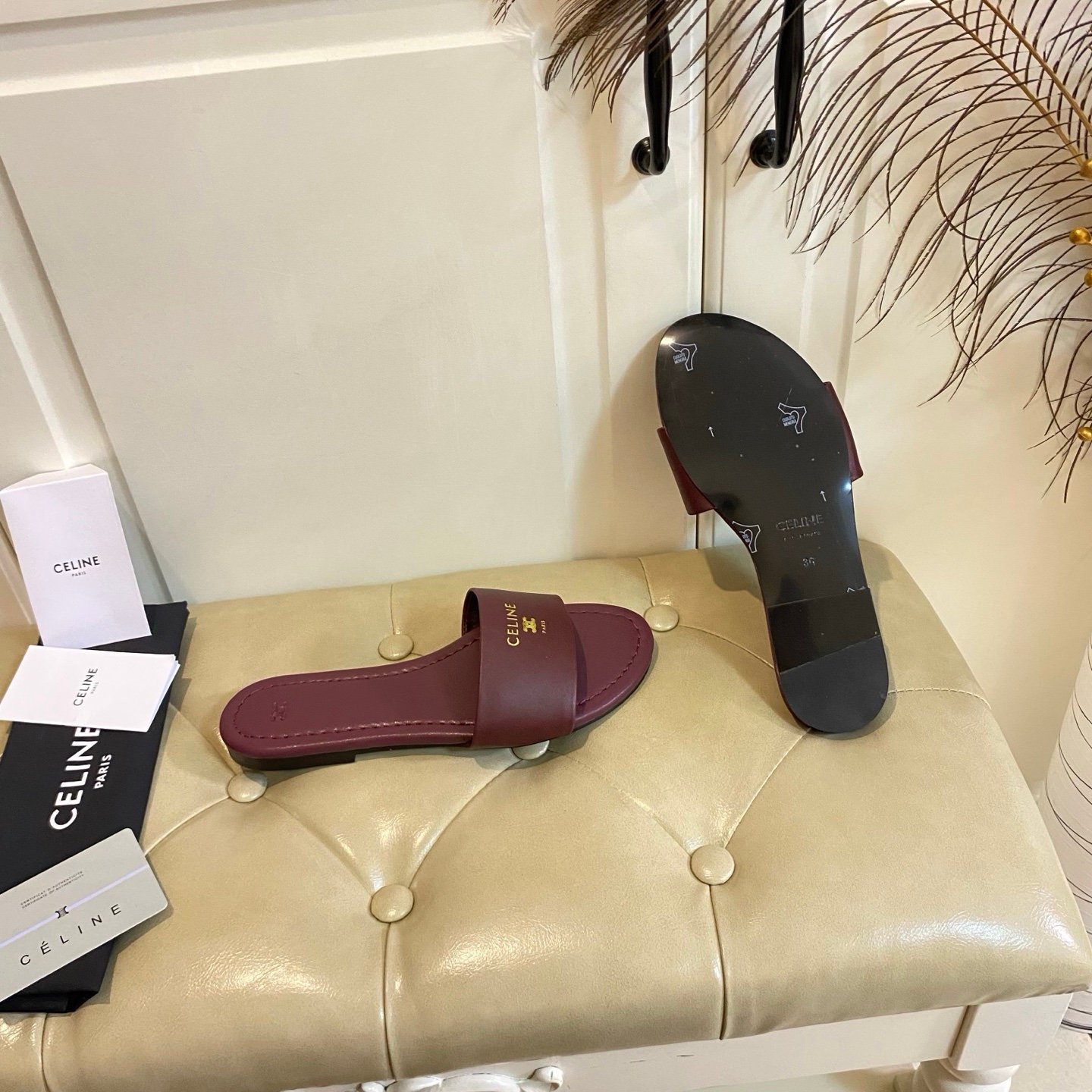 Celine Coast Sandals in Burgundy - Afbeelding 6