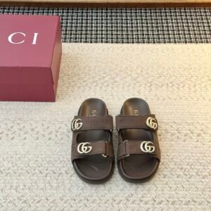 Gucci Sandal Double G in Dark Brown