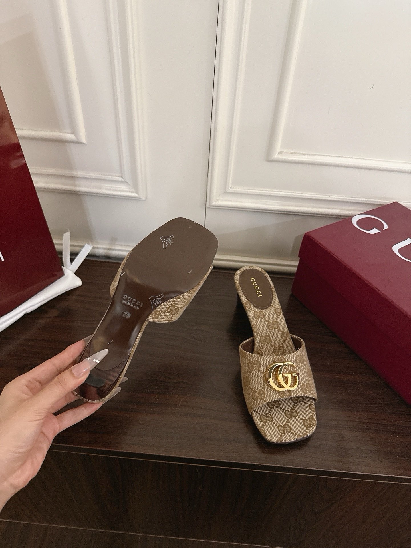 Gucci Slide Sandal in Brown - Afbeelding 5
