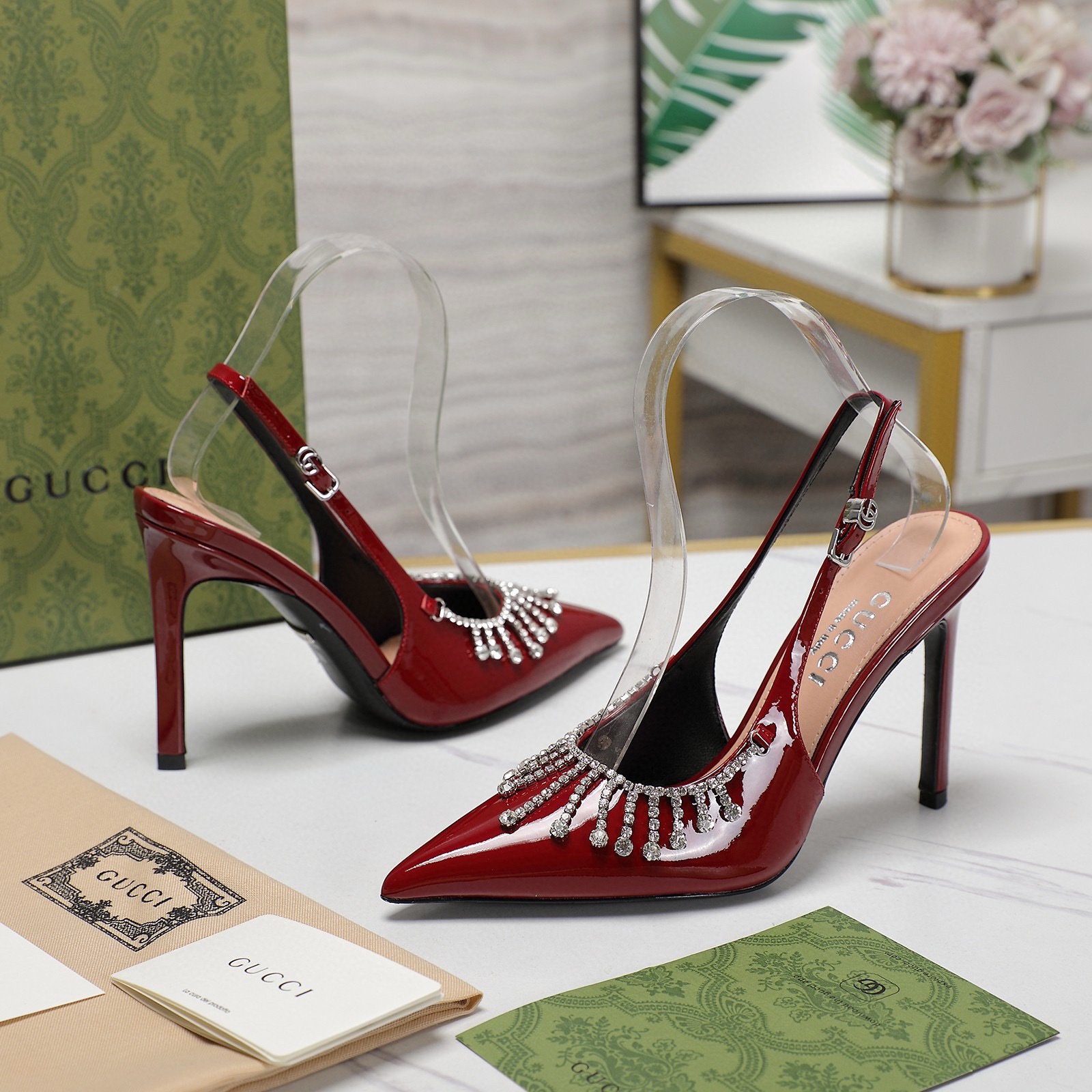 Gucci Crystal Slingback Pumps in Red - Afbeelding 2
