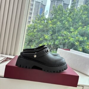 Gucci Horsebit Mules Black