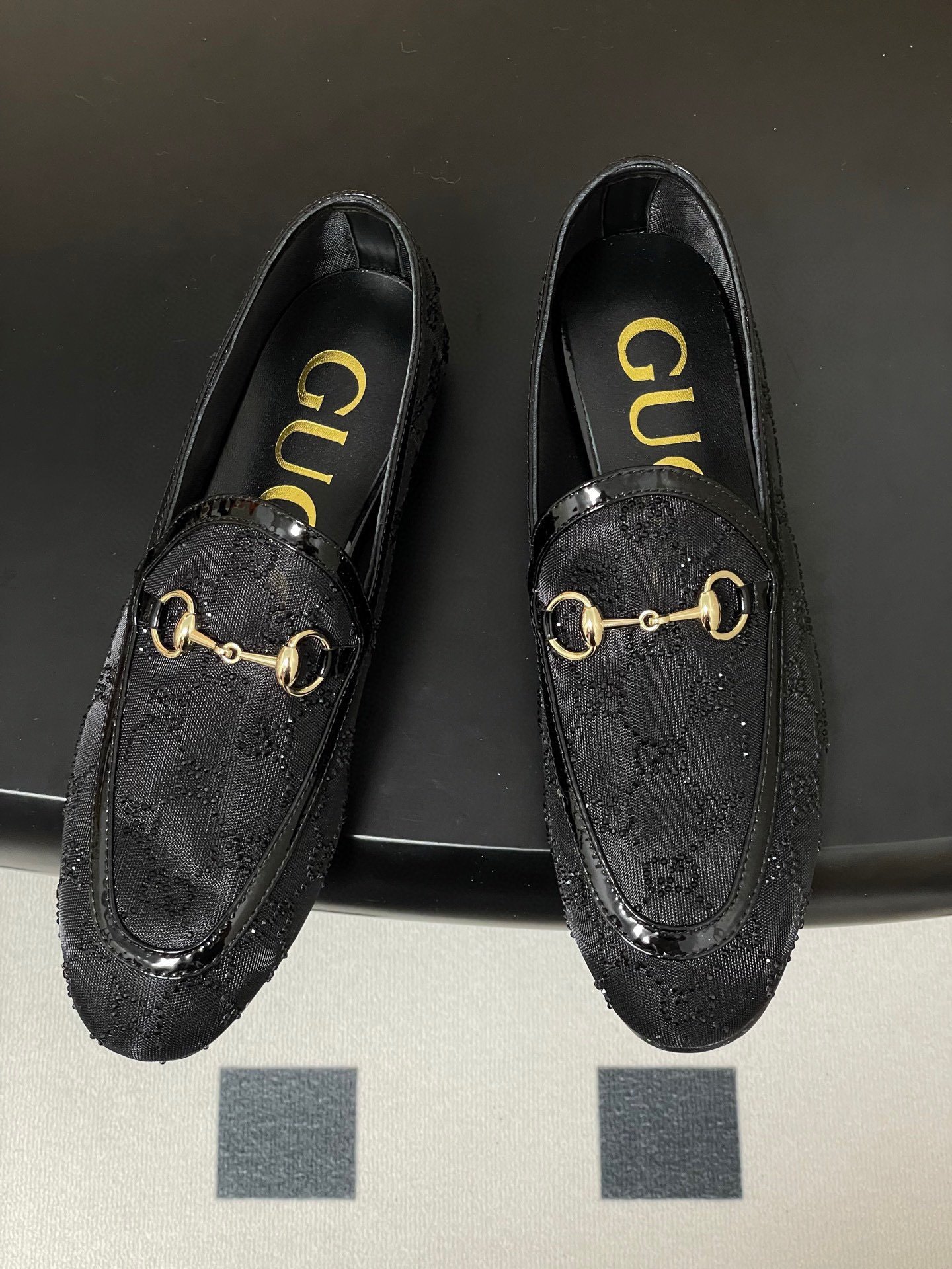 Gucci Crystal Jordaan Loafers in Black - Afbeelding 3