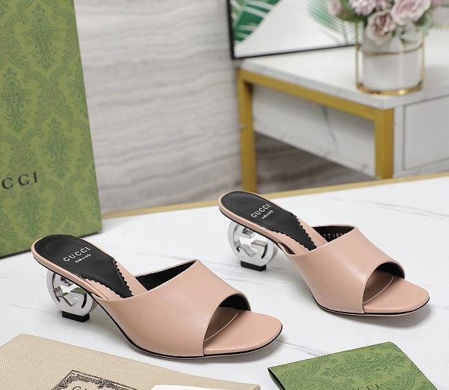 Gucci Interlocking G Heels in Beige - Afbeelding 5