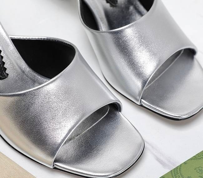 Gucci Interlocking G Heels in Silver - Afbeelding 3