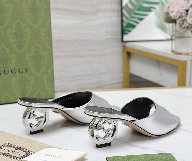 Gucci Interlocking G Heels in Silver - Afbeelding 6