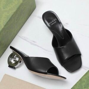 Alternative view of Gucci Interlocking G Heels in Black