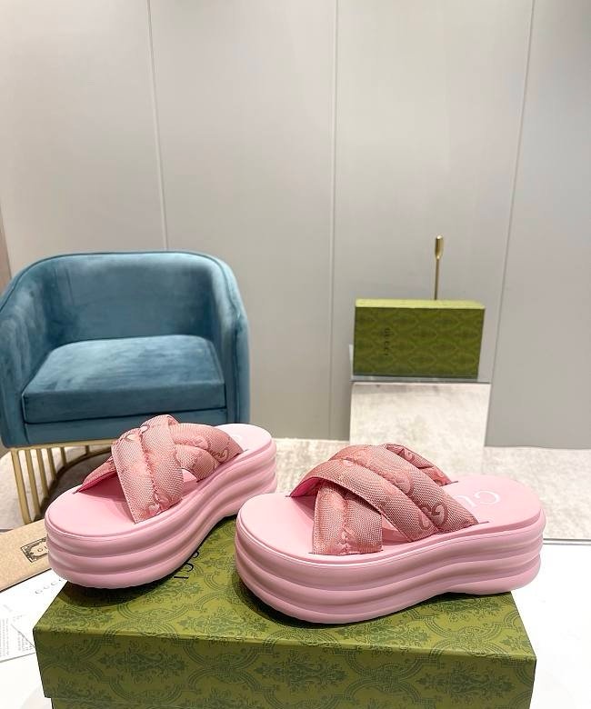 Gucci Platform Slide Sandals in Pink - Afbeelding 3