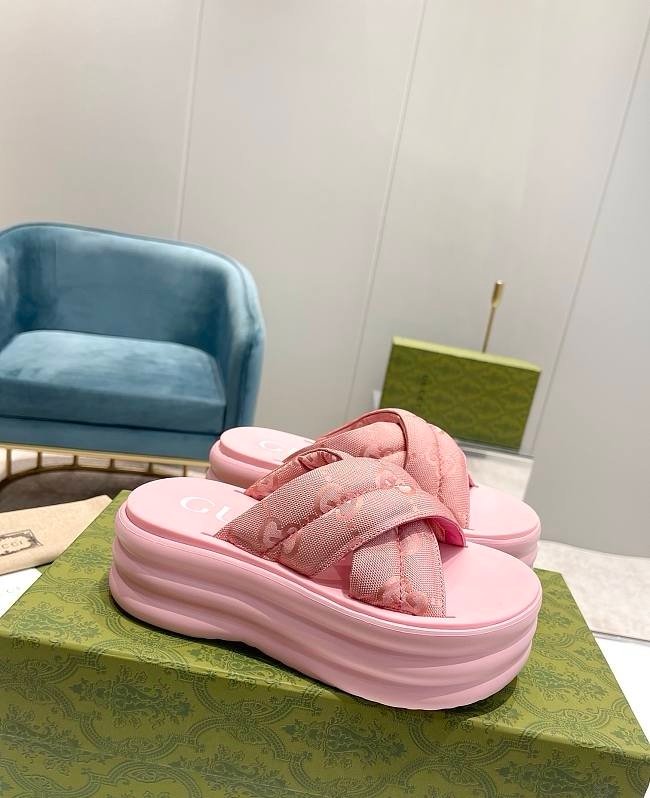 Gucci Platform Slide Sandals in Pink - Afbeelding 4