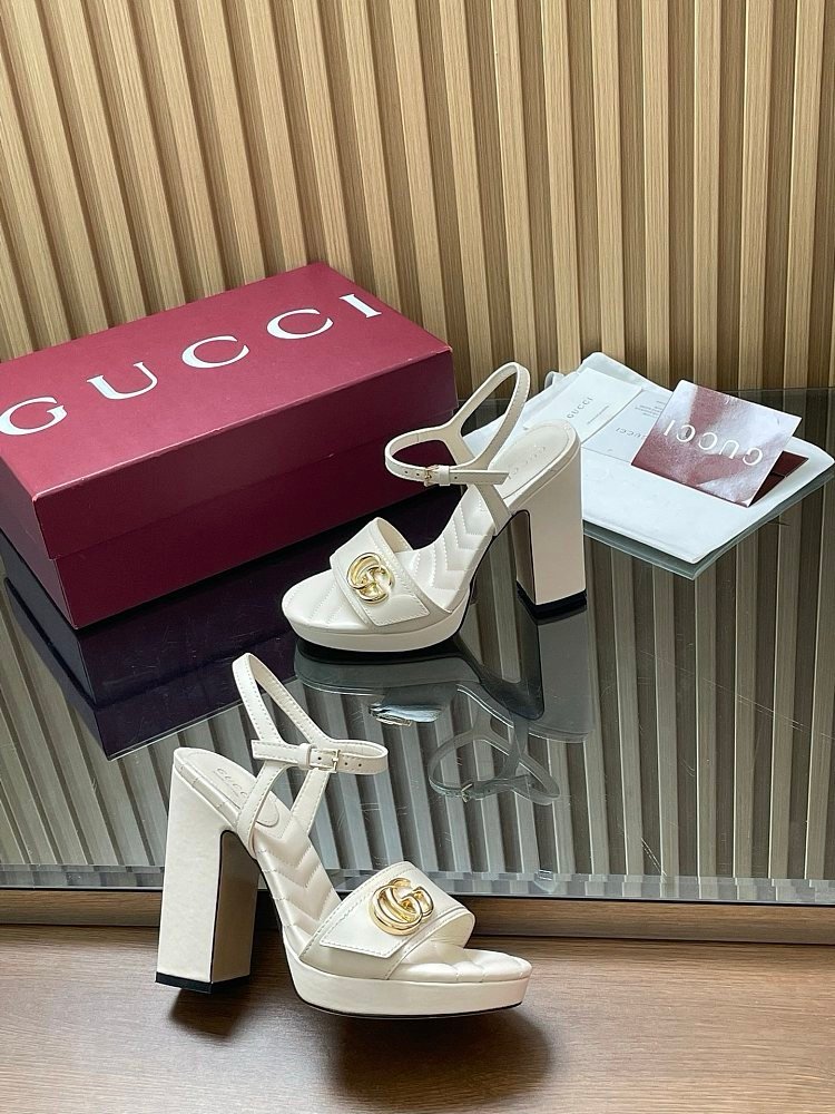 Gucci GG Sandals in White - Afbeelding 7
