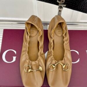 Gucci Ballerinas in Brown