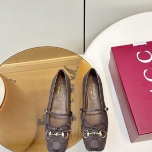 Gucci Ballerinas in Dark Brown